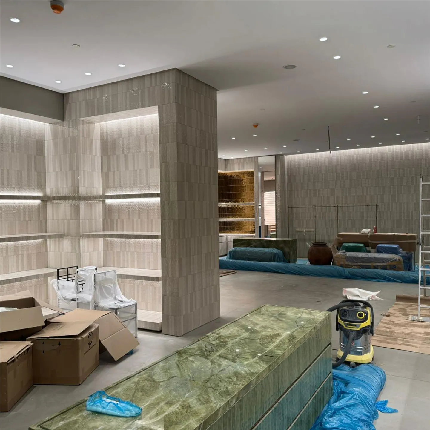 İstinyepark Avm Loewe Mağazası